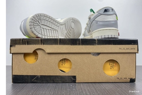  25  DM1602-121 Nike Low Dunk Off-White Lot 0117